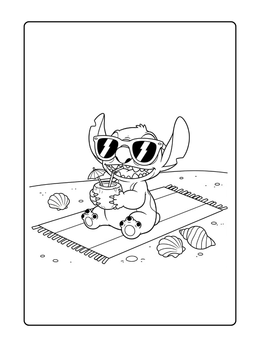 Stitch zit ontspannen op een groot strandlaken met een coole zonnebril op zijn neus.